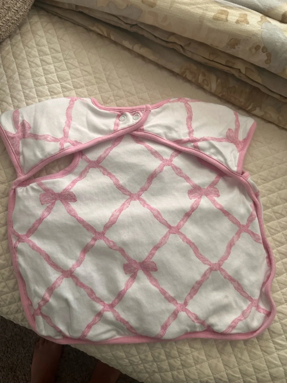 The Beaufort Bonnet Company TBBC Bib Sleeveless Smock with Pink Bow Lattice